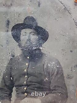 1860's Tintype Photo Civil War Soldier Sitting 3 3/4 x 4 3/4 Case JRR23