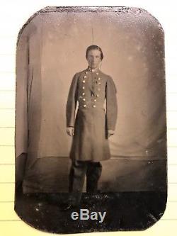 1860s CIVIL WAR TINTYPE PHOTOGRAPH OF CONFEDERATE SOLDIER