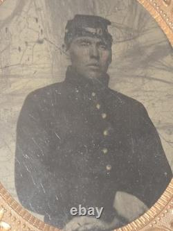 1860s IDENTIFIED Cased Tintype of a Civil War Captain
