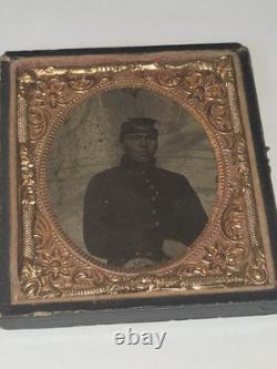 1860s IDENTIFIED Cased Tintype of a Civil War Captain