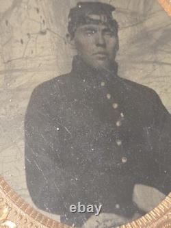 1860s IDENTIFIED Cased Tintype of a Civil War Captain