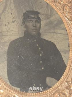 1860s IDENTIFIED Cased Tintype of a Civil War Captain