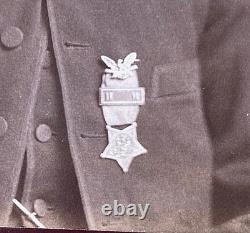1888-95 GAR Civil War Veteran Cabinet Photo Freeman Charlestown MA. ID'd officer