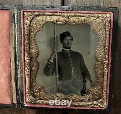 1/6 Tintype Armed Civil War Soldier Holding Rifle, Tinted, Gold Buttons, Shadow