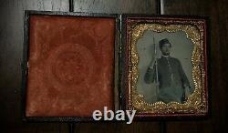 1/6 Tintype Armed Civil War Soldier Holding Rifle, Tinted, Gold Buttons, Shadow