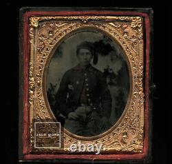 1/6 Tintype Young Civil War Zouave Soldier Tinted Red Collar Corps Badge Buckle