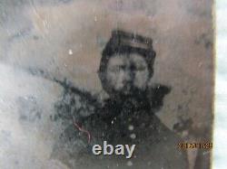 1/9 plate Black Civil War Sargent, in Rare patrotic GEORGE WASHINGTON CASE