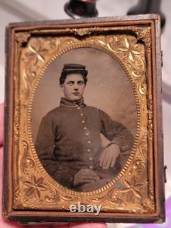 4th plate tintype of Civil War Union young soldier in half case. Nice piece