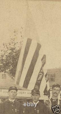 ANTIQUE 19th CENTURY SOLDIERS SV CIVIL WAR SON MANCHESTER NH AMERICAN FLAG PHOTO