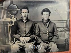 ANTIQUE CIVIL WAR SOLDIERS 1/4 PLATE TINTYPE ONE with BUTT of PISTOLS SHOWING