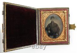 American Civil War Union soldier ambrotype portrait in leather case