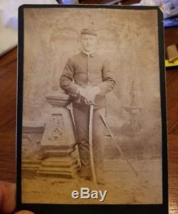 Antigue Civil War Era Cabinet Card Photo Soldier in Uniform With Sword