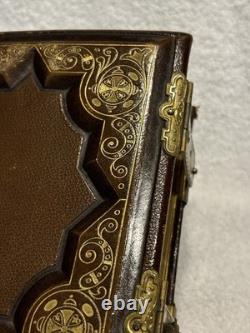 Antique 1860s Civil War Era William W Harding Leather CDV Photo Album with 24 Pics