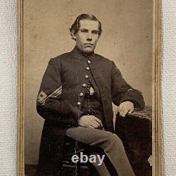 Antique CDV Photograph Handsome Young Civil War Soldier Sergeant Hartford CT