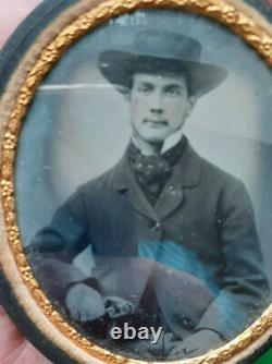 Antique CIVIL WAR Oval Cased Ambrotype PHOTOGRAPH Gentleman with GLOVES
