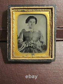 Antique CIVIL War Era American Beauty Young Lady Girl Gloves Old Tintype Photo