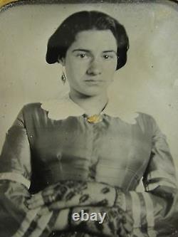 Antique CIVIL War Era American Beauty Young Lady Girl Gloves Old Tintype Photo