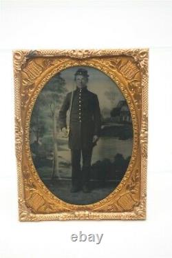 Antique Civil War 1/4 Plate Tintype Photo Armed Union Soldier Young Man Sword