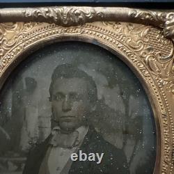 Antique Civil War Daguerreotype Photo Young Man Esteemed Suit Tie With Case