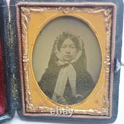 Antique Civil War Era Ambrotype Photo of Very Beautiful Young Woman Cased