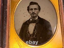 Antique Civil War Era Ambrotype photo portrait of a yound gentleman