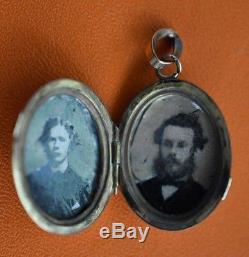 Antique Civil War Era Red Coral Cameo Photo Locket Ivy Rolled Gold Pendant