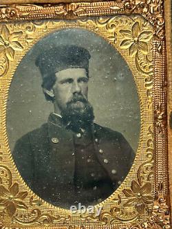 Antique Civil War Era Soldier Tintype Gutta Percha Union Case