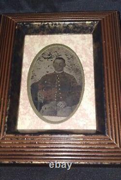 Antique Civil War UNION SOLDIER Tintype Photograph Face Looks Injured & Bandaged