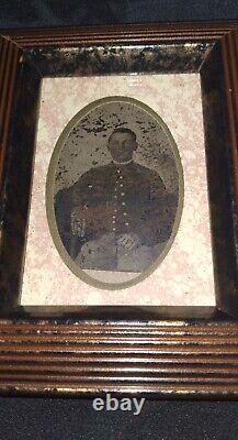 Antique Civil War UNION SOLDIER Tintype Photograph Face Looks Injured & Bandaged