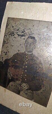 Antique Civil War UNION SOLDIER Tintype Photograph Face Looks Injured & Bandaged