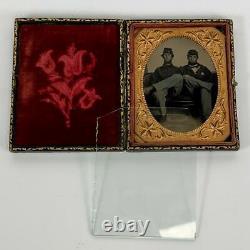 Antique Civil War Union Army 2 Soldiers Portrait Ruby Tinted Ambrotype in Case