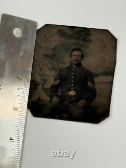 Antique Civil War Union Soldier in uniform Tent Camp tintype photo gold paint