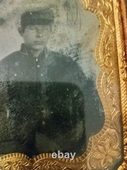 Antique Daguerreotype Photo Union Civil War Soldier Amputated Left Arm