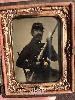 Antique Excellent Civil War Tintype Photograph Union Case Weapon Gun Tinted