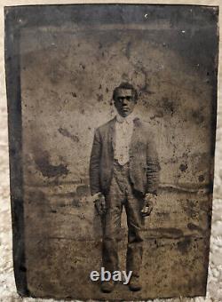 Antique Tintype Photo of African American Man. 1860s Civil War Era