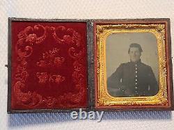 Antique U. S. Civil War Union Soldier Portrait Victorian Cased Tintype Photo