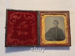 Antique U. S. Civil War Union Soldier Portrait Victorian Cased Tintype Photo