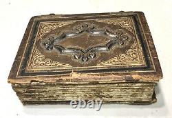 Antique Vintage 1860' US Civil War Era Family Photo Album Daguerreotype Case Old