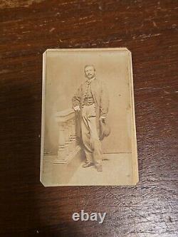 Antoque Original Civil War CDV Calvary Officer Oliver Beeson