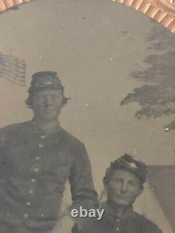 Authentic CIVIL War 1/4 Plate Tintype Photograph Of 2 Union Soldiers