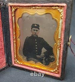Authentic Civil War Union Soldier Tin Type Picture & Patriotic Decorative Case