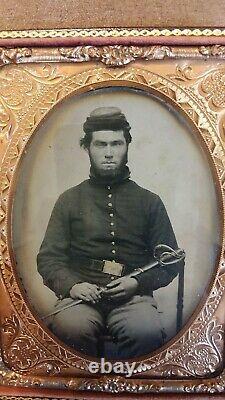 Beautiful 1/4 Plate Tintype Of Armed Union Cavalryman-Free Shipping