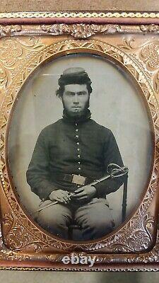 Beautiful 1/4 Plate Tintype Of Armed Union Cavalryman-Free Shipping