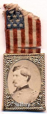 C1864 CIVIL WAR GENERAL McCLELLAN PHOTO BADGE w US AMERICAN FLAG, PRESIDENTIAL
