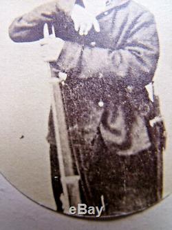 CDV Civil War albumen photo of a boy with rifle