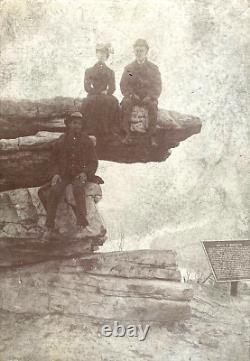 CIVIL WAR BLK AMERICAN+FAMILY at UMBRELLA ROCK OVLK'N BATTLE of WAUNATCHIE PHOTO