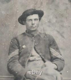 CIVIL WAR TINTYPE SOLDIER SGT. WithCorps Badge