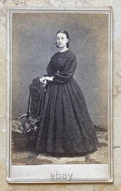 CIVIL WAR WOMAN IN SAN FRANCISCO CALI. MAR 1865 WELLS FARGO & Co. CDV ID'd PHOTO
