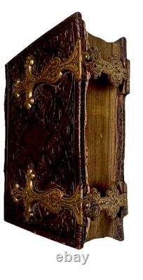 CIVIL War Era Leather Photograph Album C1863 Tintypes Lincoln Grant & More