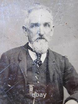 CIVIL War Gar Medallion Ribbon Eagle Tintype Handsome Blue Eyed Man Photograph